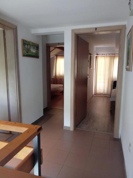 Guesthouse Marton Jezerce Dış mekan fotoğraf