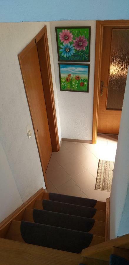 Guesthouse Marton Jezerce Dış mekan fotoğraf