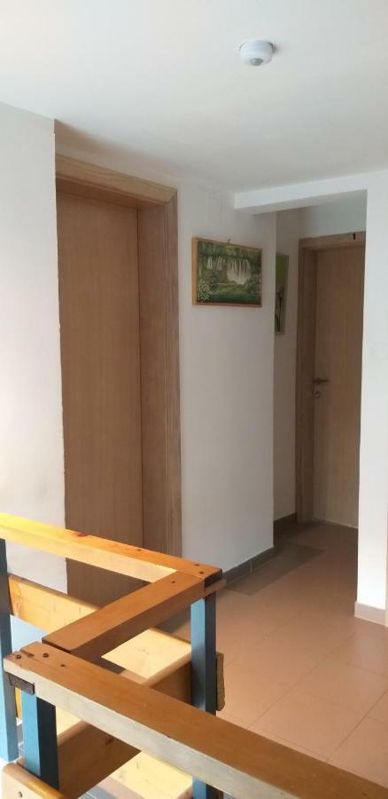 Guesthouse Marton Jezerce Dış mekan fotoğraf